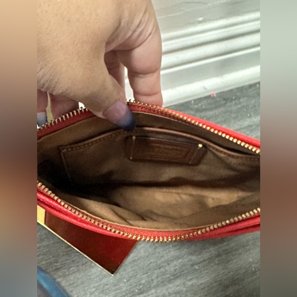 RARE/VHTF Rexy Kitt Mascot Red Crosboddy. - Picture 5 of 15